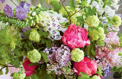 Flourish Stunning Arrangements with Flowers and Foliage Book